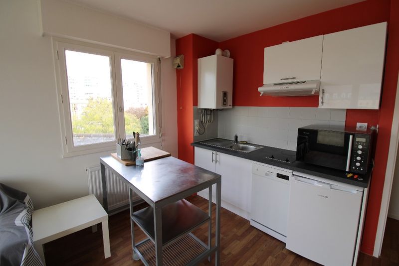 2 pièces meublées Bourg l’Evêque