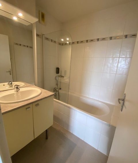 1 pièce bis meublé Villejean